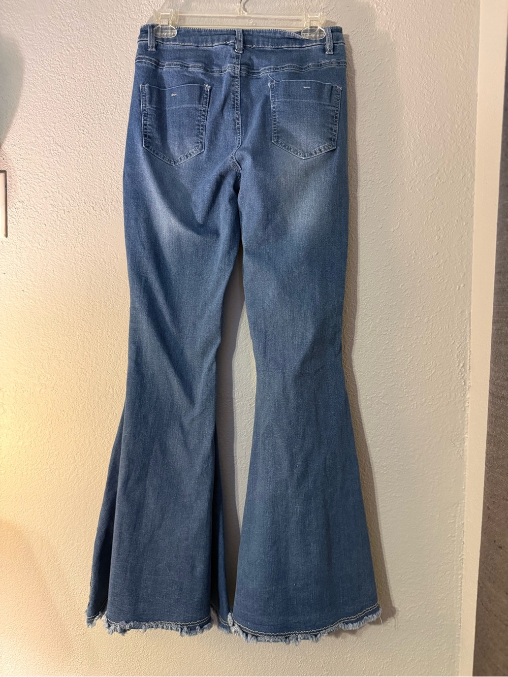 VENUS Extreme Flare Jeans - Picture 7 of 9